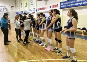 Genç Kız Voleybol A Takımımız, Türkiye Şampiyonası Grup Müsabakaları’nda Birinci Oldu-4