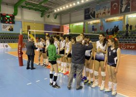 irmak-okullari-etkinlik-44829-genc-kiz-a-voleybol-takimimiz-turkiye-finalleri-nde-55-344-14-48-1-tr-picture