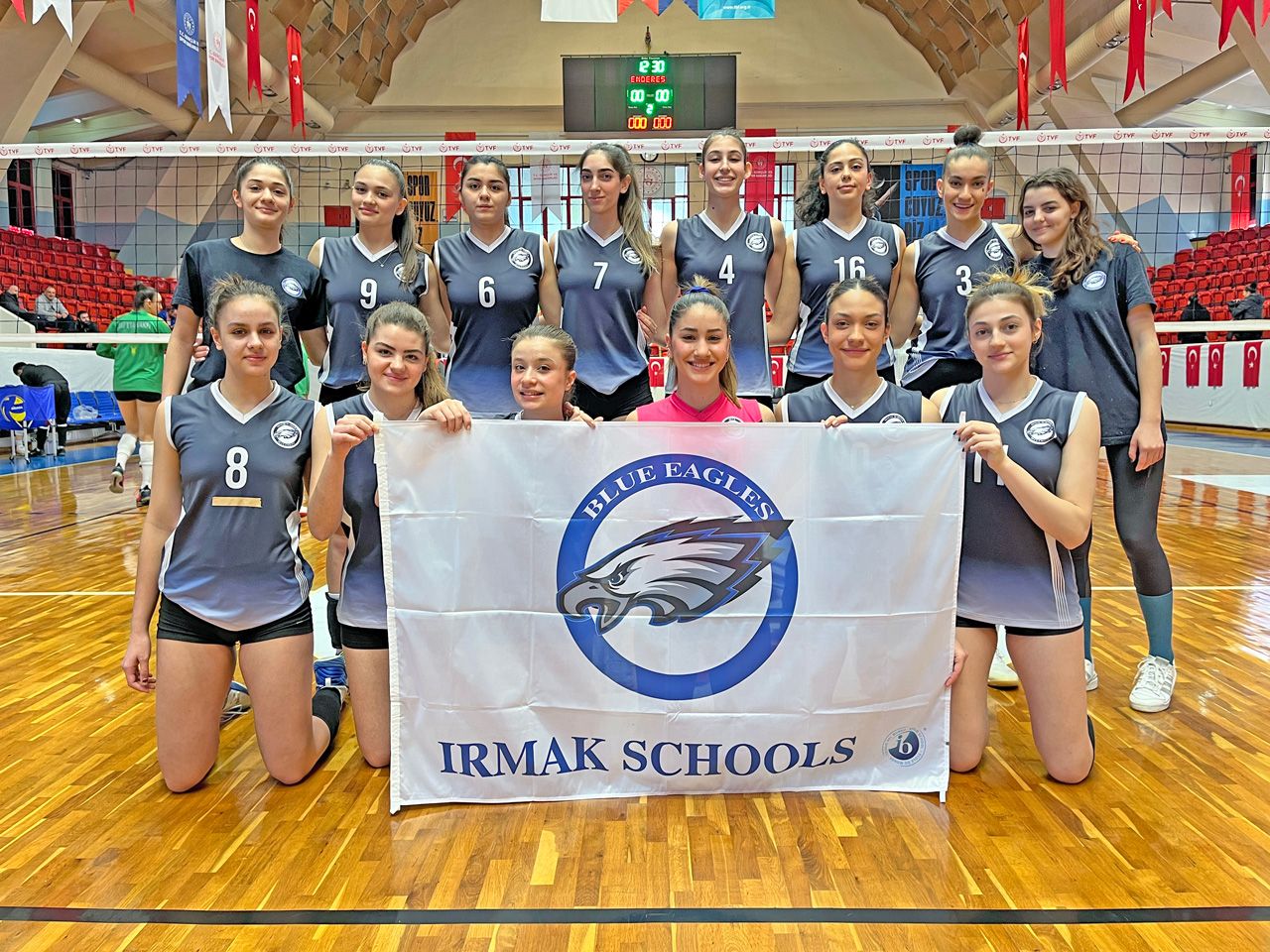 Genç kız Voleybol A takımımız, Türkiye Şampiyonası’nda birinci