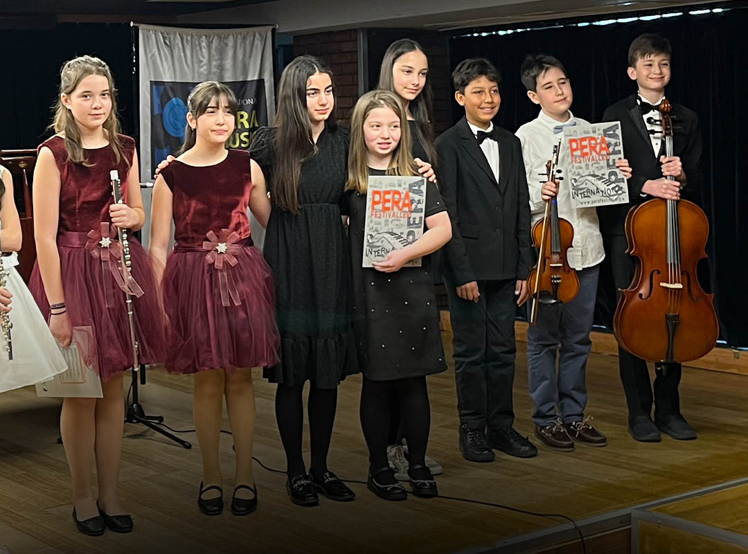 Öğrencilerimizle 14. Pera Uluslararası Müzik Festivaline katıldık-1
