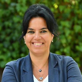 Irmak Okullarına Hoş Geldiniz 16 Ayla Secil EBEVI